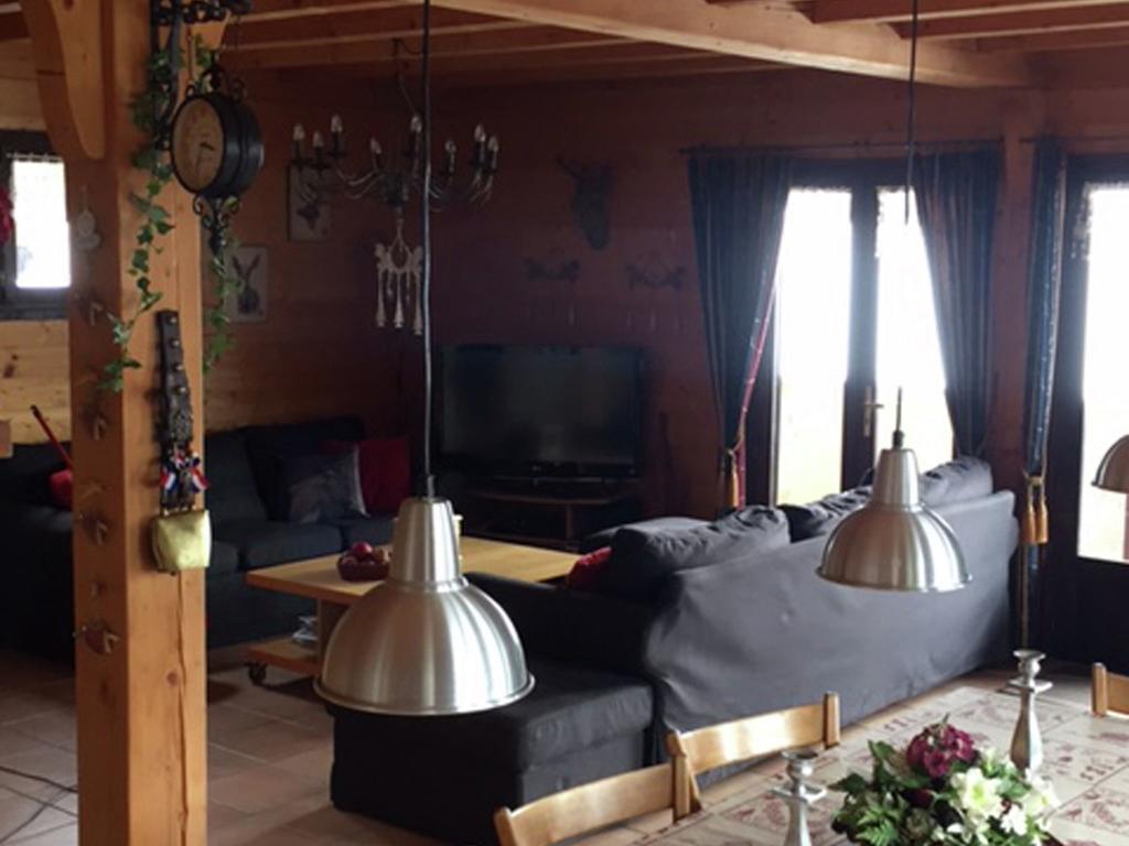Magnificent Chalet On The Mountain Slopes Les Gets Exterior photo